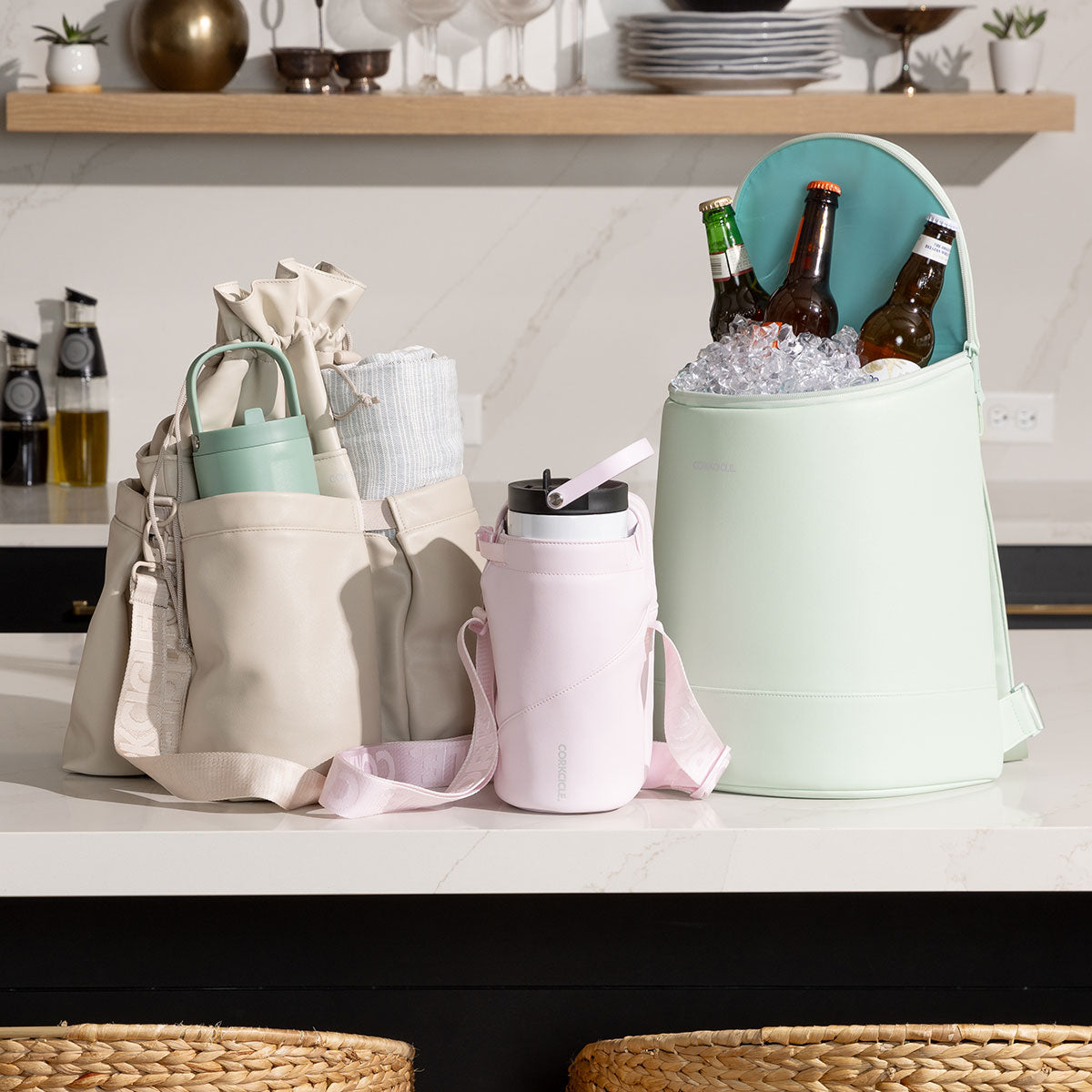 beverage-bucket-bag-z8 6c4793ad3b8e--group-lifestyle1.jpg