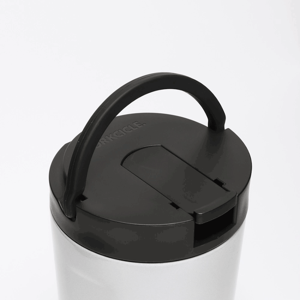 disney-kids-cup-g7 Kids_Cup_28_0906b7b6-4acf-4cb6-8c0d-d15f57c40b85.gif